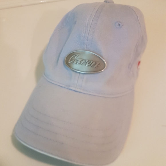 🧢 Caron Light Blue Cap - Picture 2 of 4
